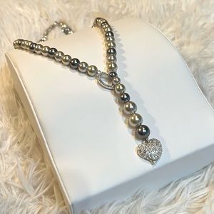 Hearts & Bead super pretty lightweight costume necklace with Rhinestones
